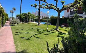 Las Tres Palmeras